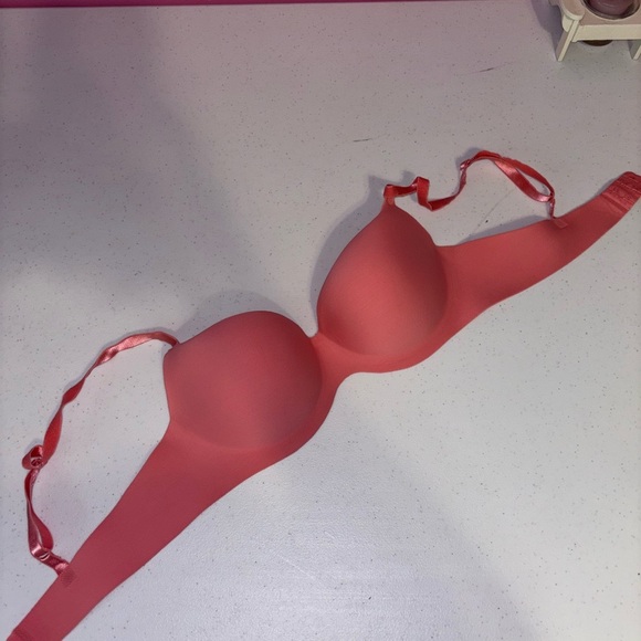 Frederick's of Hollywood Pink Bra - Picture 2 of 8